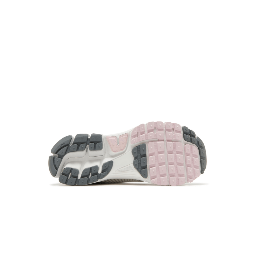 WMNS Nike Air Zoom Vomero 5 '520 Pack-Pink Foam' - Image 4